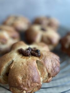 金沢のしょうゆくるみパン